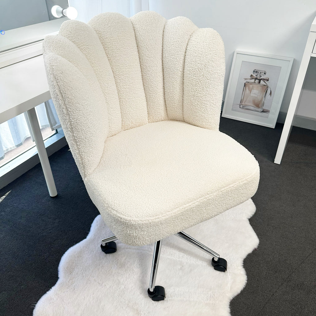 VC PLUSH CLOUD VANITY CHAIR