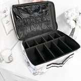 VC LARGE MAKEUP BAG - WHITE MARBLE. 20% OFF AND A FREE BEAUTY BLENDER TRAVEL CASE